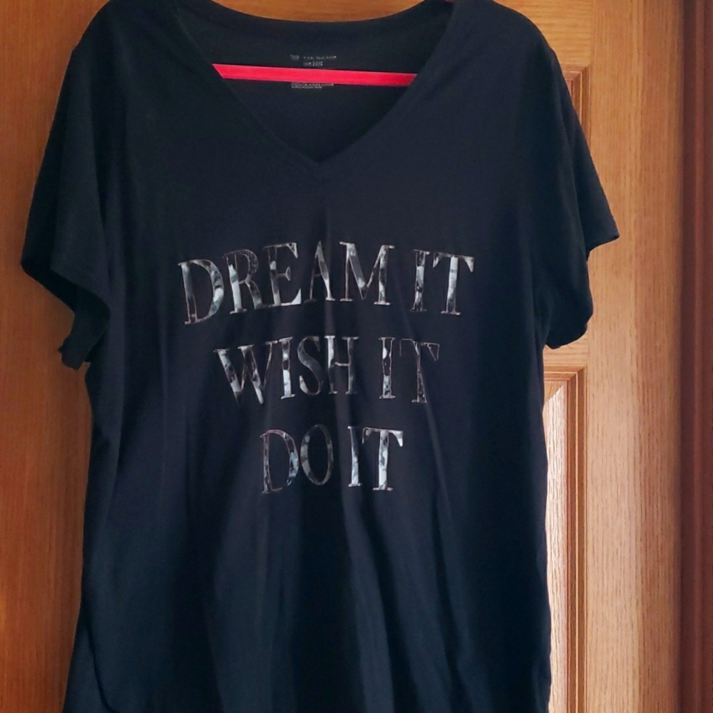 t shirt